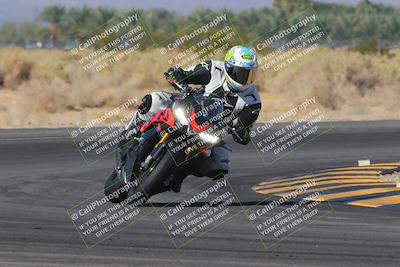 media/Nov-06-2023-Moto Forza (Mon) [[ce023d0744]]/4-Beginner Group/Session 3 (Turn 16)/